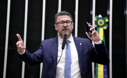 Câmara aprova fim do exame psicológico periódico para policiais
