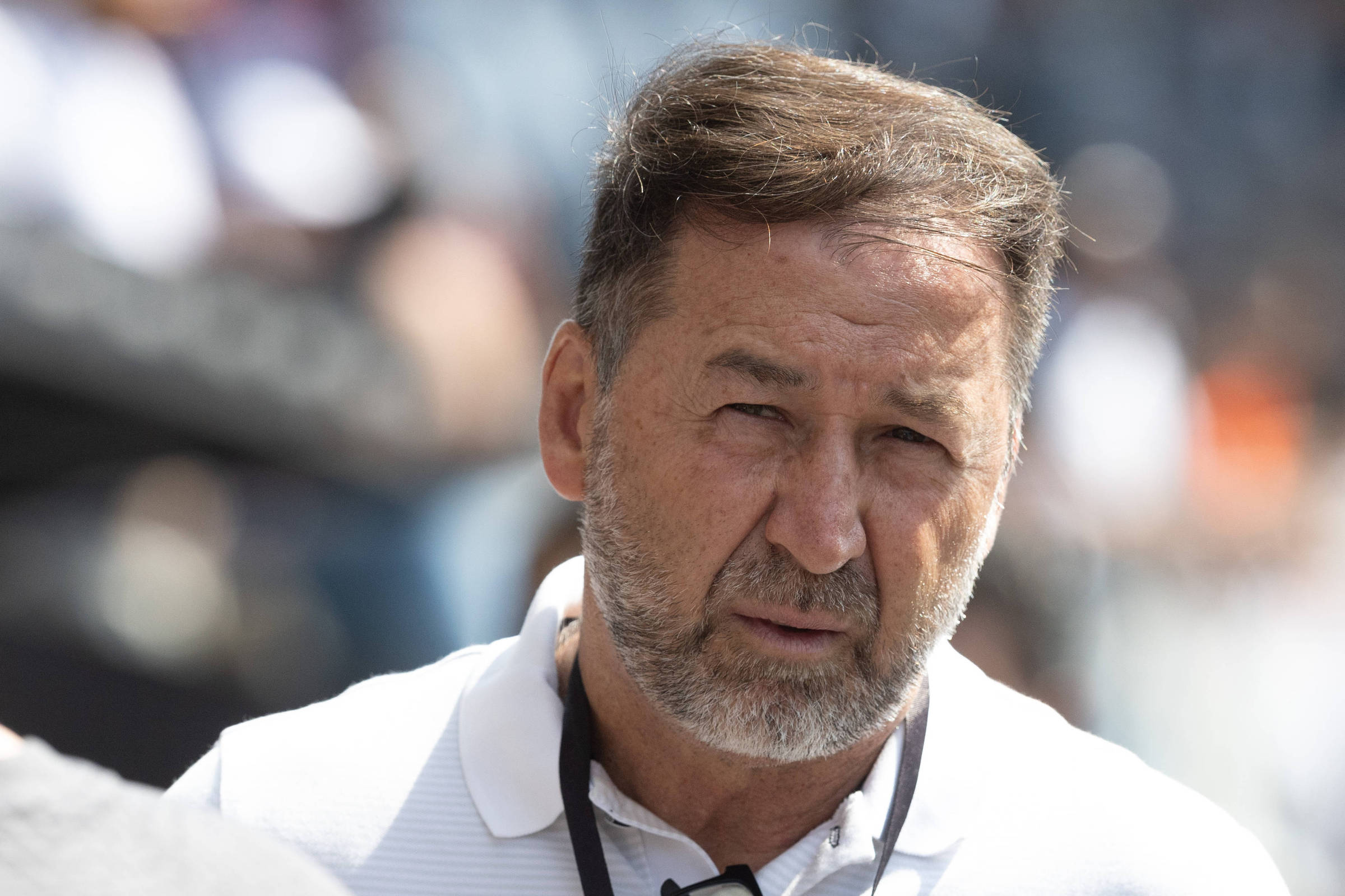 Sócios do Corinthians decidem futuro de Augusto Melo em votação no sábado