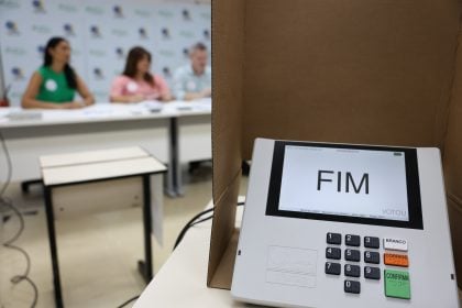 TRE de São Paulo restabelece mandato do prefeito de Barueri após anulação da cassação