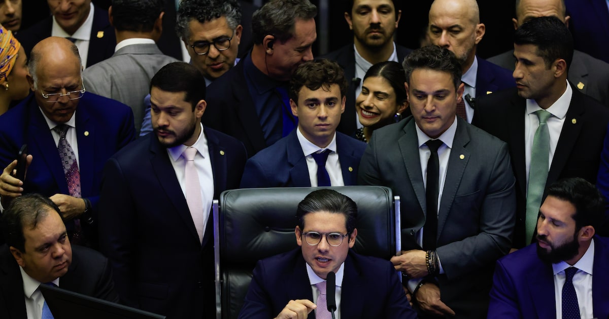 Motta apresenta representações que podem resultar em advertência por motim na Câmara