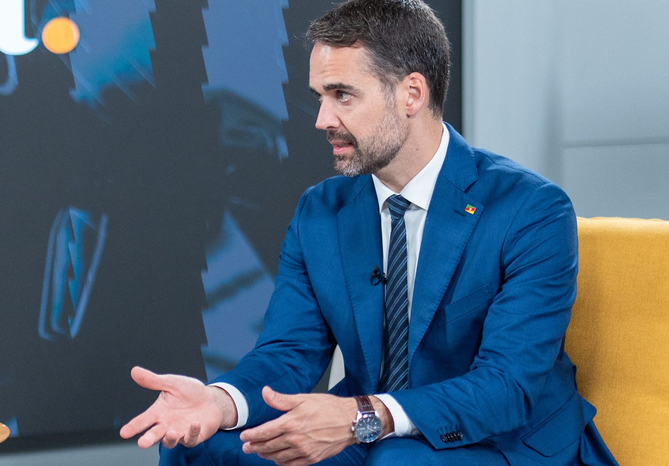 Eduardo Leite se filia ao PSD e é anunciado como pré-candidato à Presidência em 2026