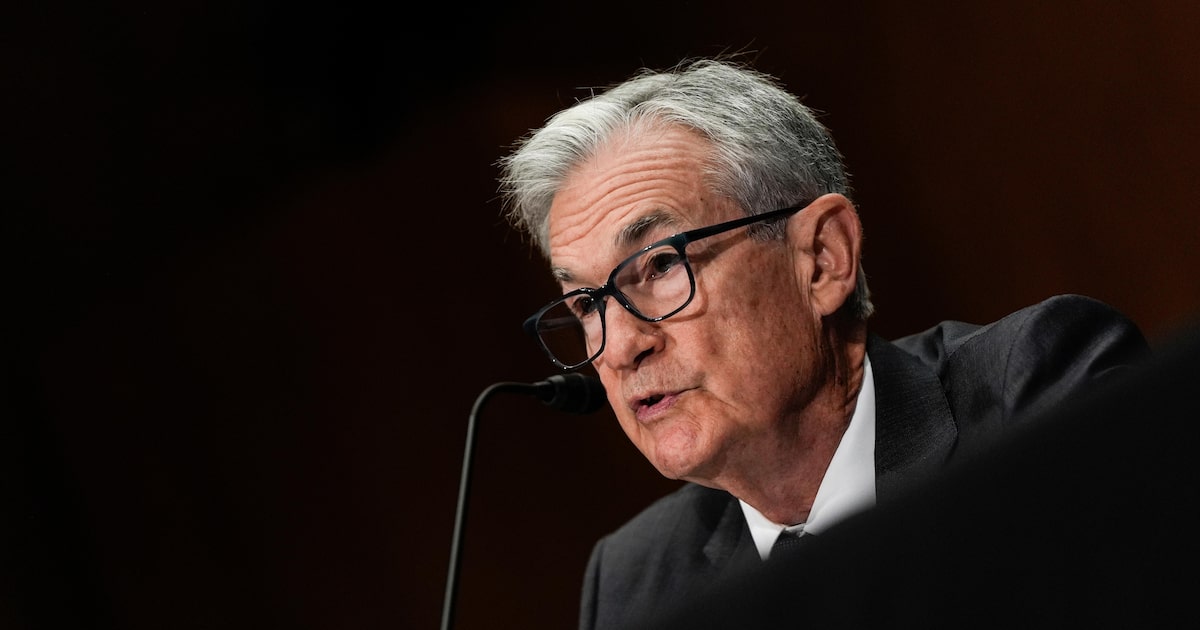 Trump critica Powell e pressiona Fed por cortes nos juros em nova declaração