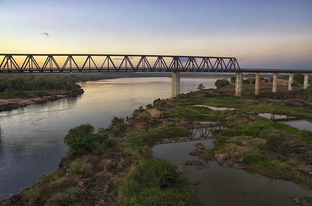 Trem que liga Brasil ao Pacífico promete desenvolvimento e desafios logísticos