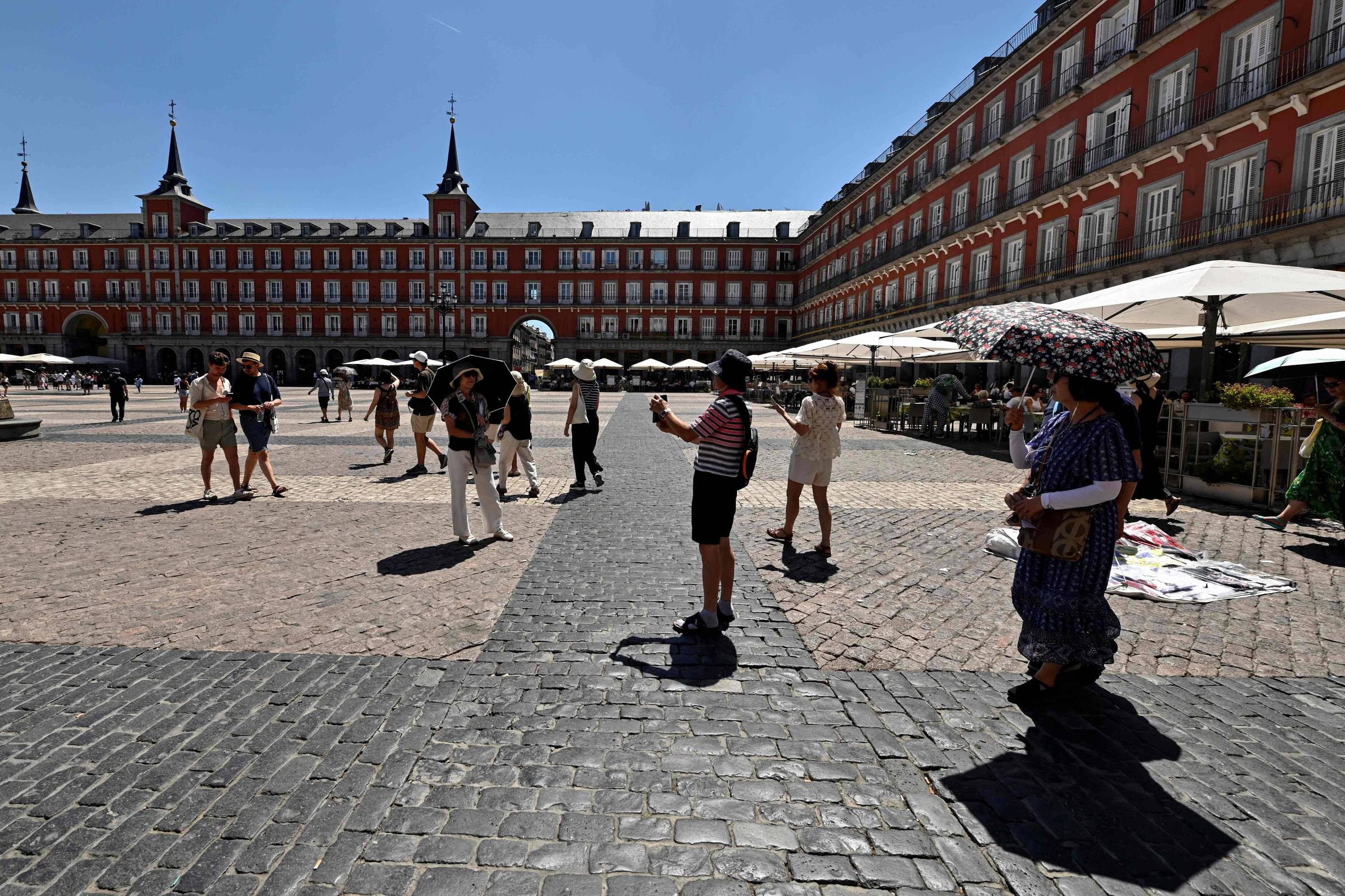 Madri encanta visitantes com arte vibrante e gastronomia de excelência