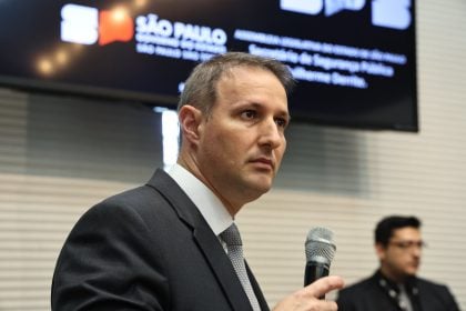 PT solicita investigação do Ministério Público sobre imóvel de luxo de Derrite