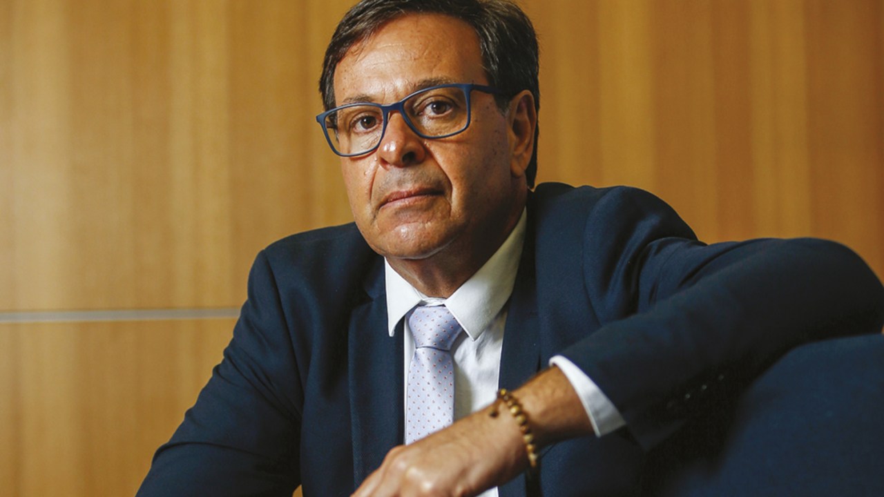 Bolsonaro reafirma apoio a Gilson Machado durante crise no PL