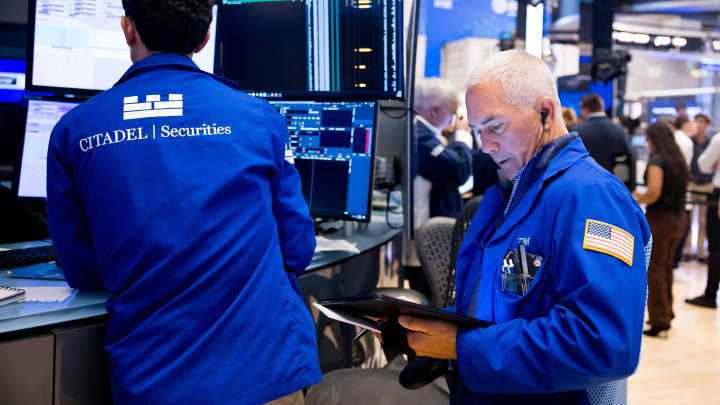 Futuros do S&P 500 sobem após fim da sequência de perdas e resultados da Palantir