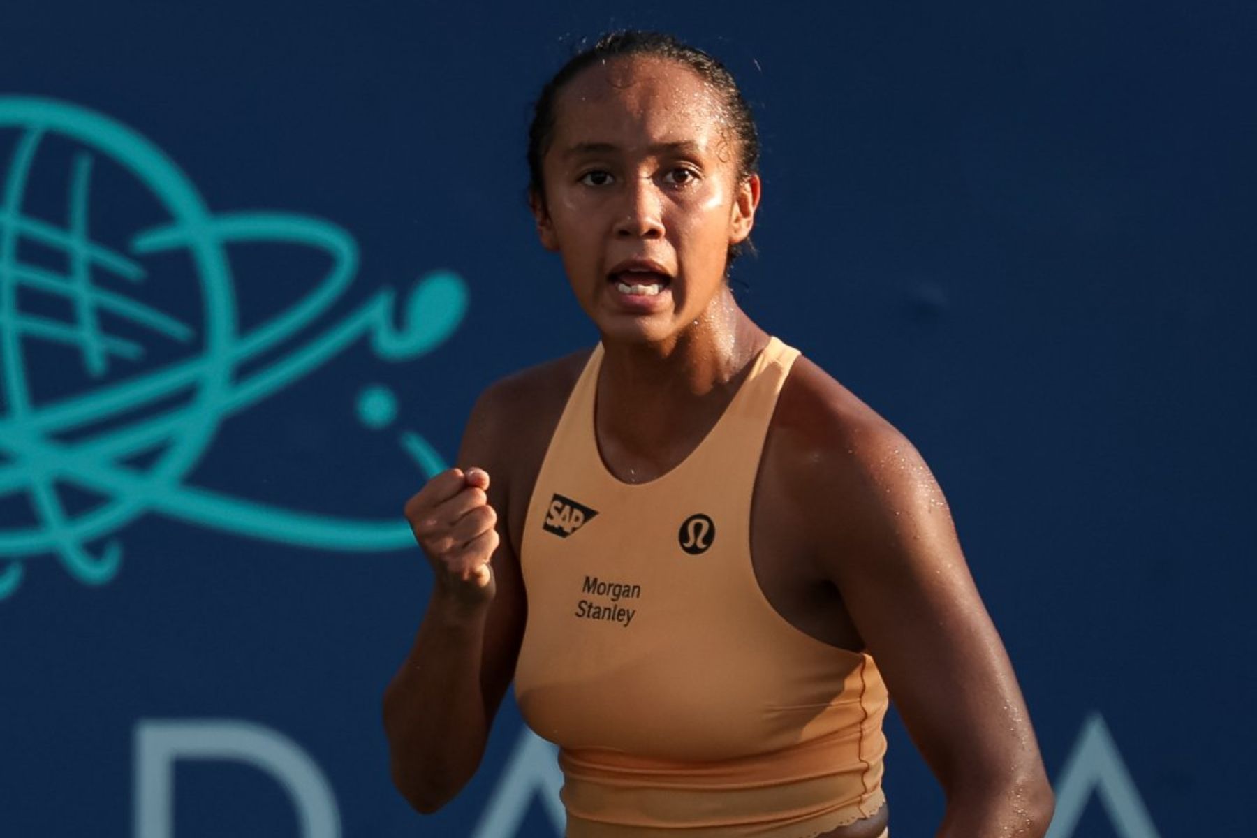 Fernandez vence Kalinskaya e conquista título em Washington