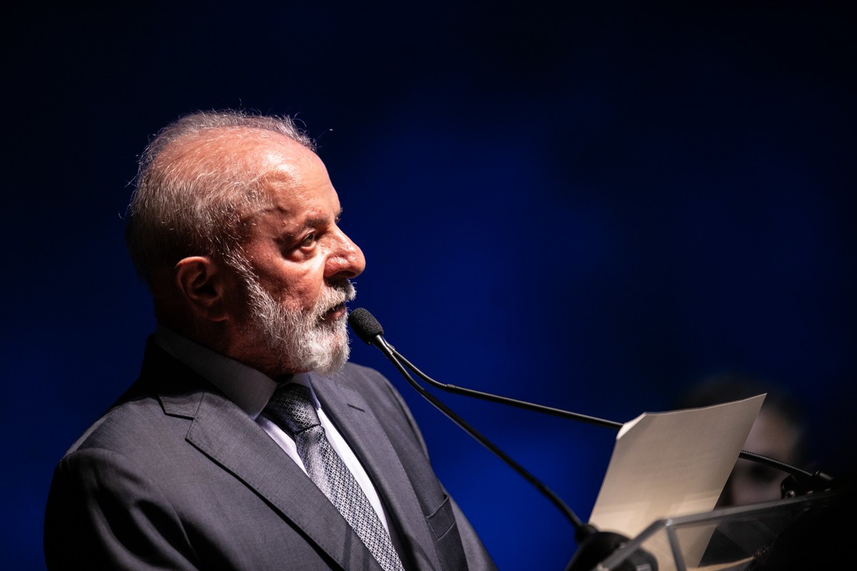 O presidente Luiz Inácio Lula da Silva, em evento em Brasília, em março deste ano: crise de popularidade mobilizou o governo (Foto: Brenno Carvalho / Agência O Globo)