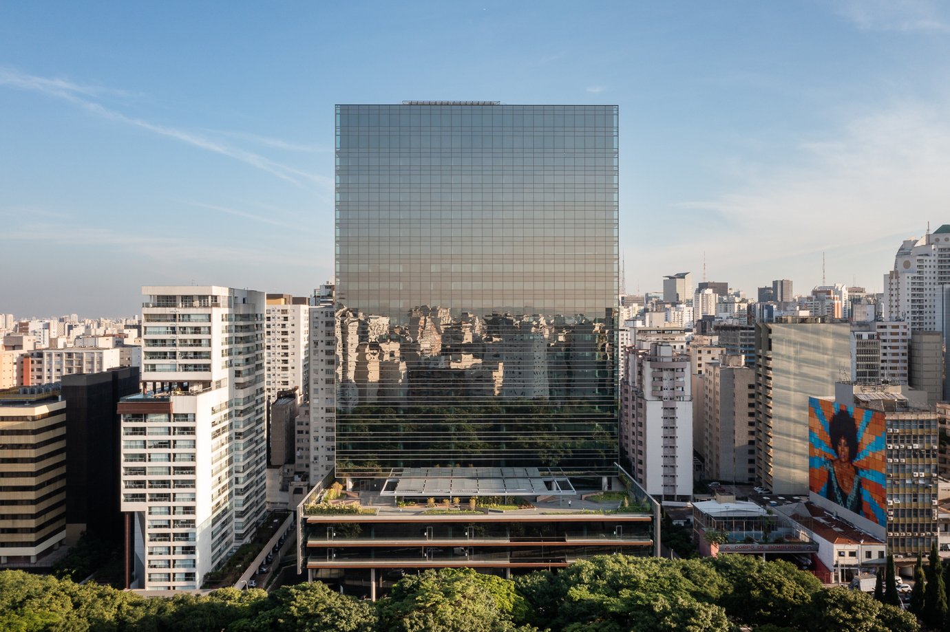 Vacância de escritórios no Centro de São Paulo despenca com o Passeio Paulista