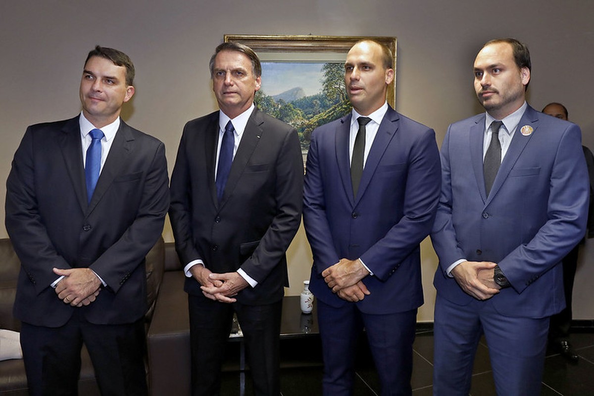 Bolsonaro revela apoio a candidato da família para as eleições de 2026