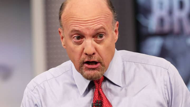 Cramer analisa por que acordos comerciais de Trump não impulsionaram o mercado