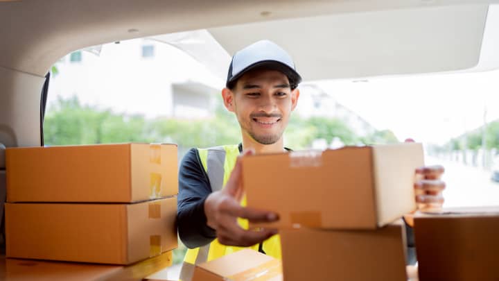 Salário mínimo sobe para até R$ 20,24 em cidades de sete estados e no Distrito Federal