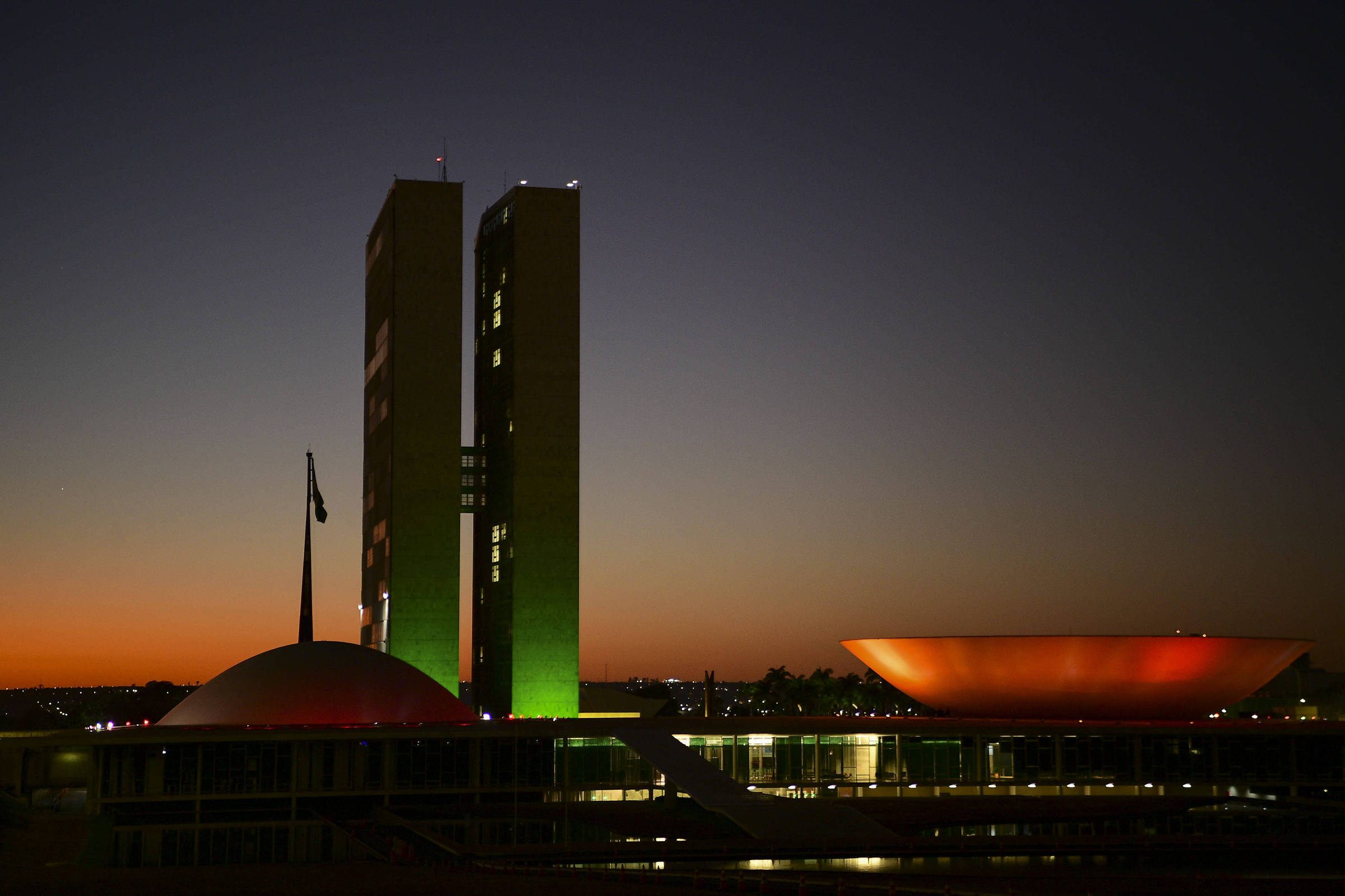 Parlamento discute reforma das emendas parlamentares para maior transparência