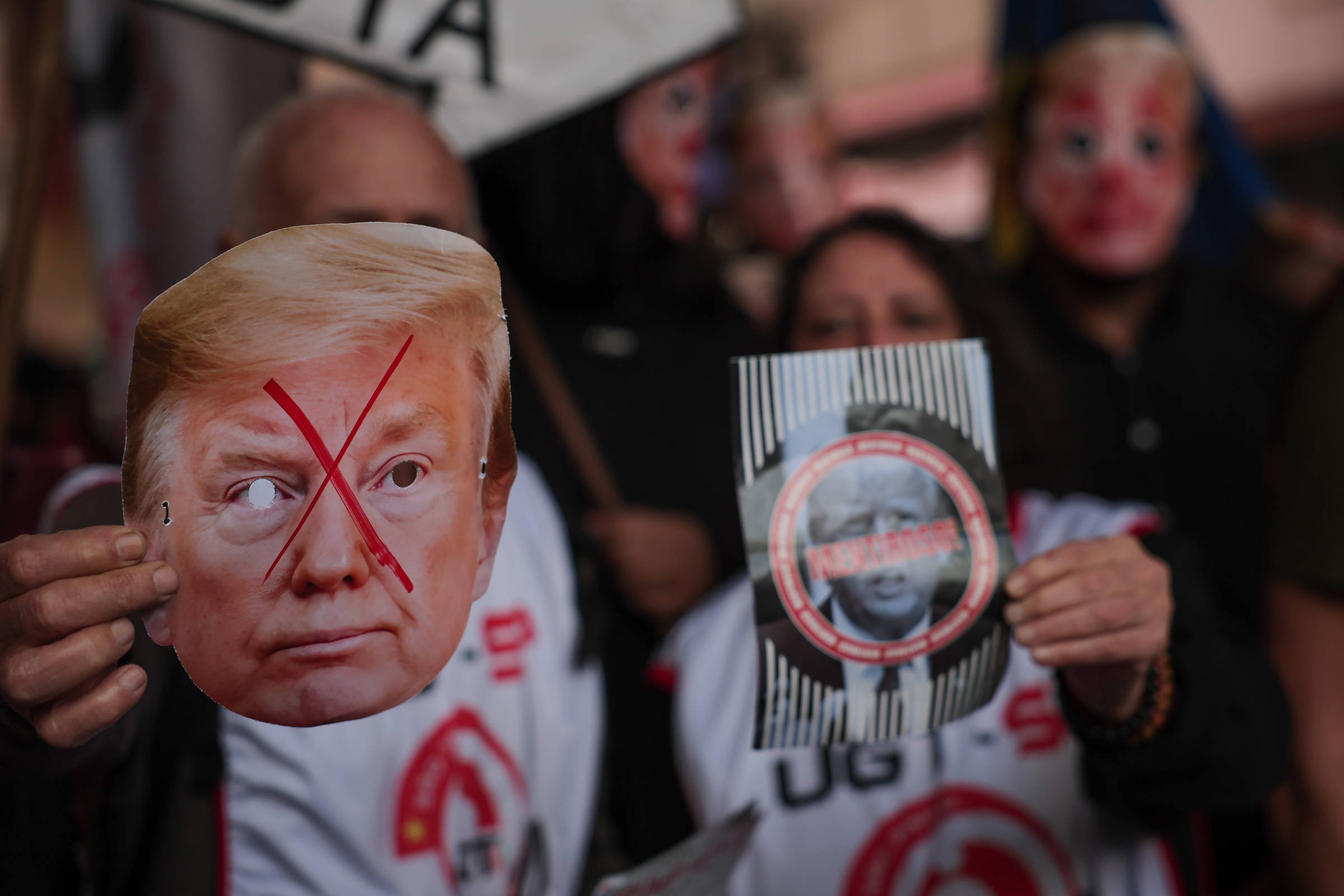 Brasil adota lei para proteger empregos diante das tarifas de Trump