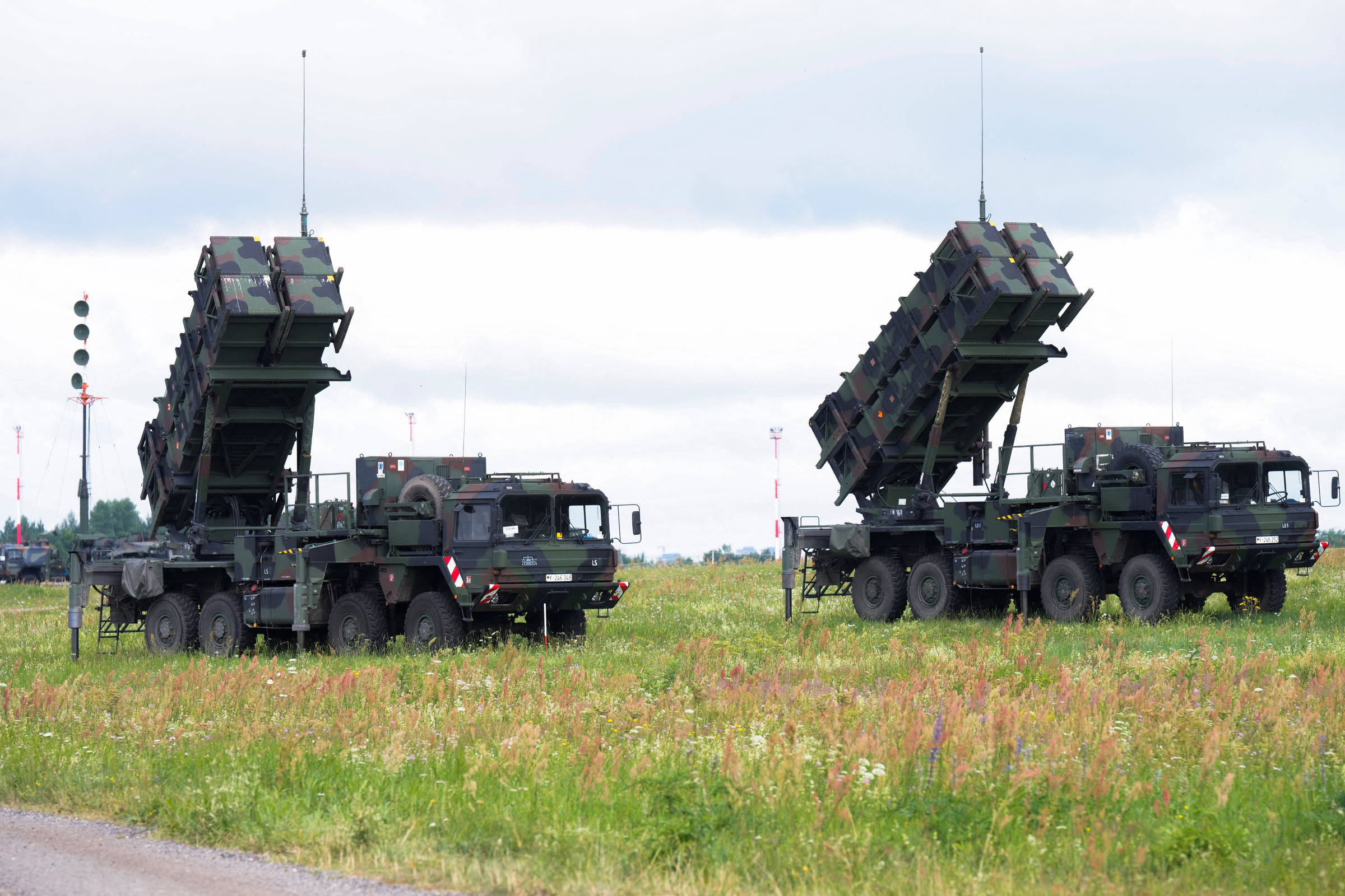 Otan se prepara para enfrentar ameaças da Rússia e da China, afirma novo comandante
