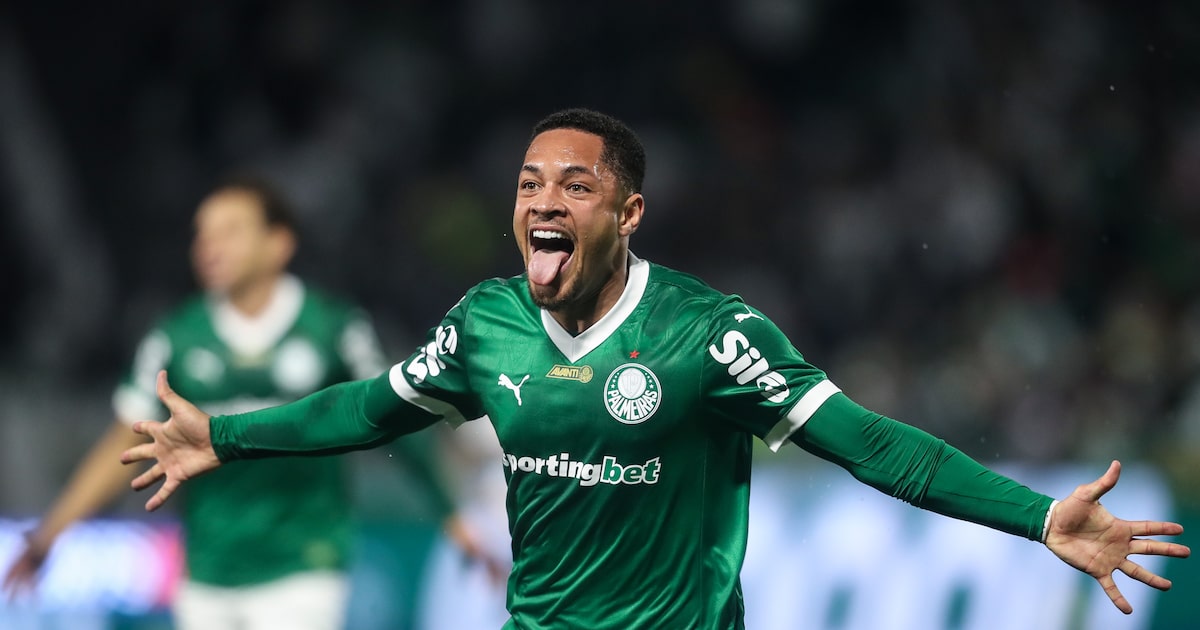Vitor Roque vibra com gol decisivo que deu a vitória ao Palmeiras no Choque-Rei de domingo. (Foto: Felipe Rau/Estadão)
