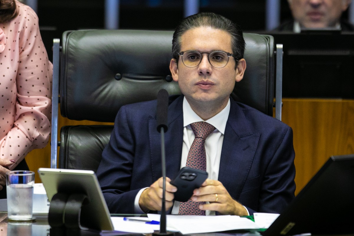 Motta promete discutir tarifas de Trump com líderes da Câmara em breve