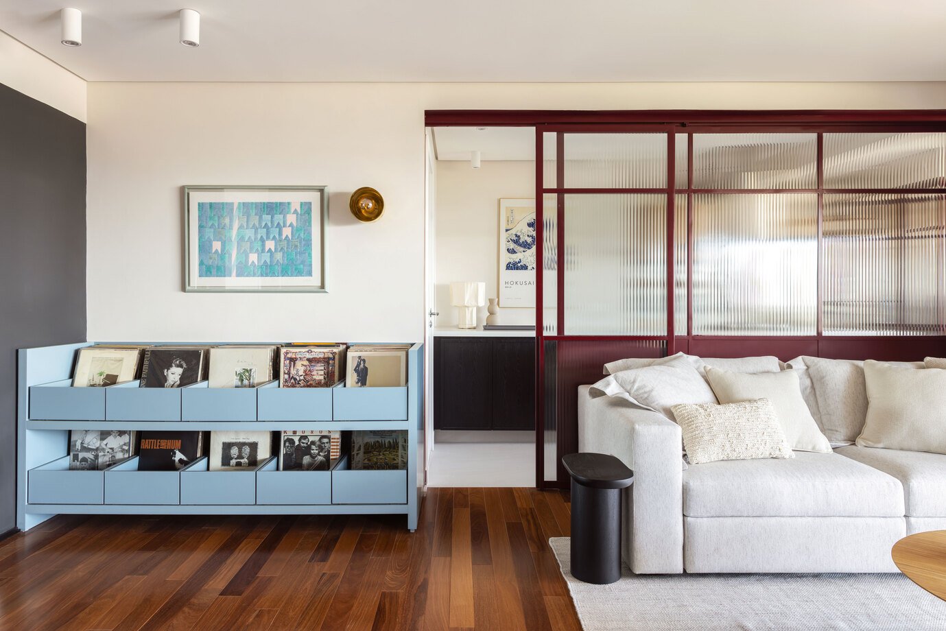 Decoração personalizada: como usar objetos pessoais para embelezar seu espaço