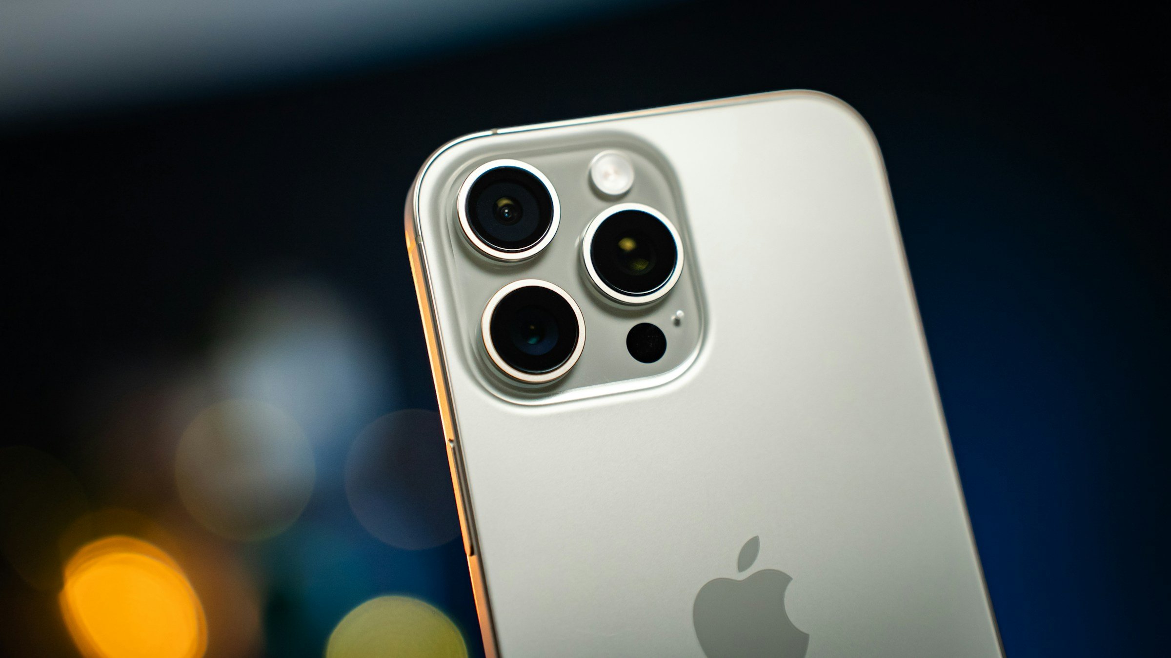 Leilão da Receita oferece iPhones a partir de R$ 1 mil e carros por R$ 3,6 mil