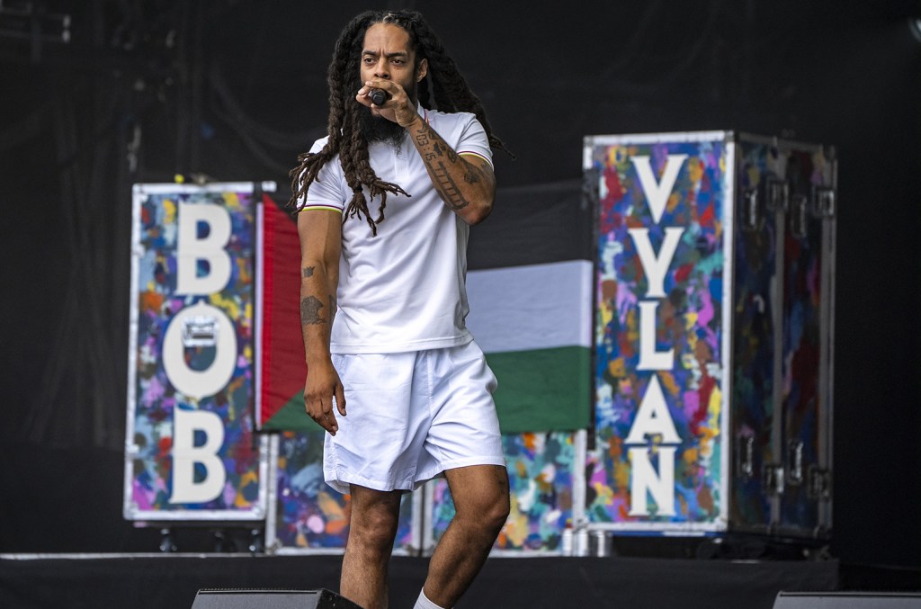 Bob Vylan é removido do Kave Fest após polêmica no Glastonbury
