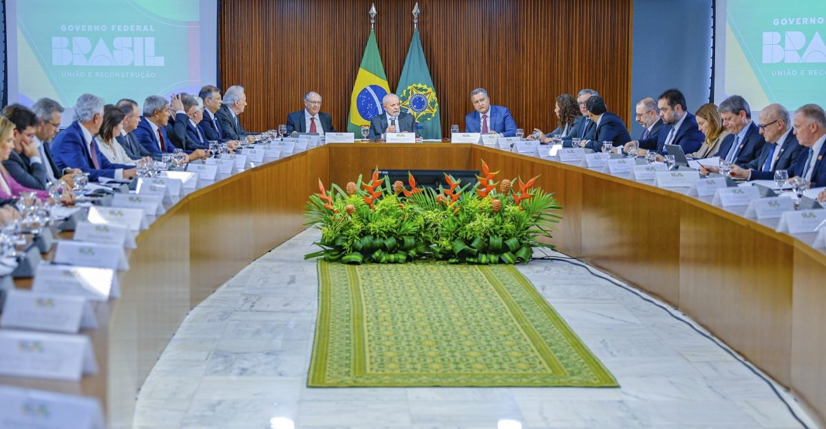 Lula durante reunião com governadores, no Palácio do Planalto, em outubro de 2024. (Foto: Ricardo Stuckert / PR)