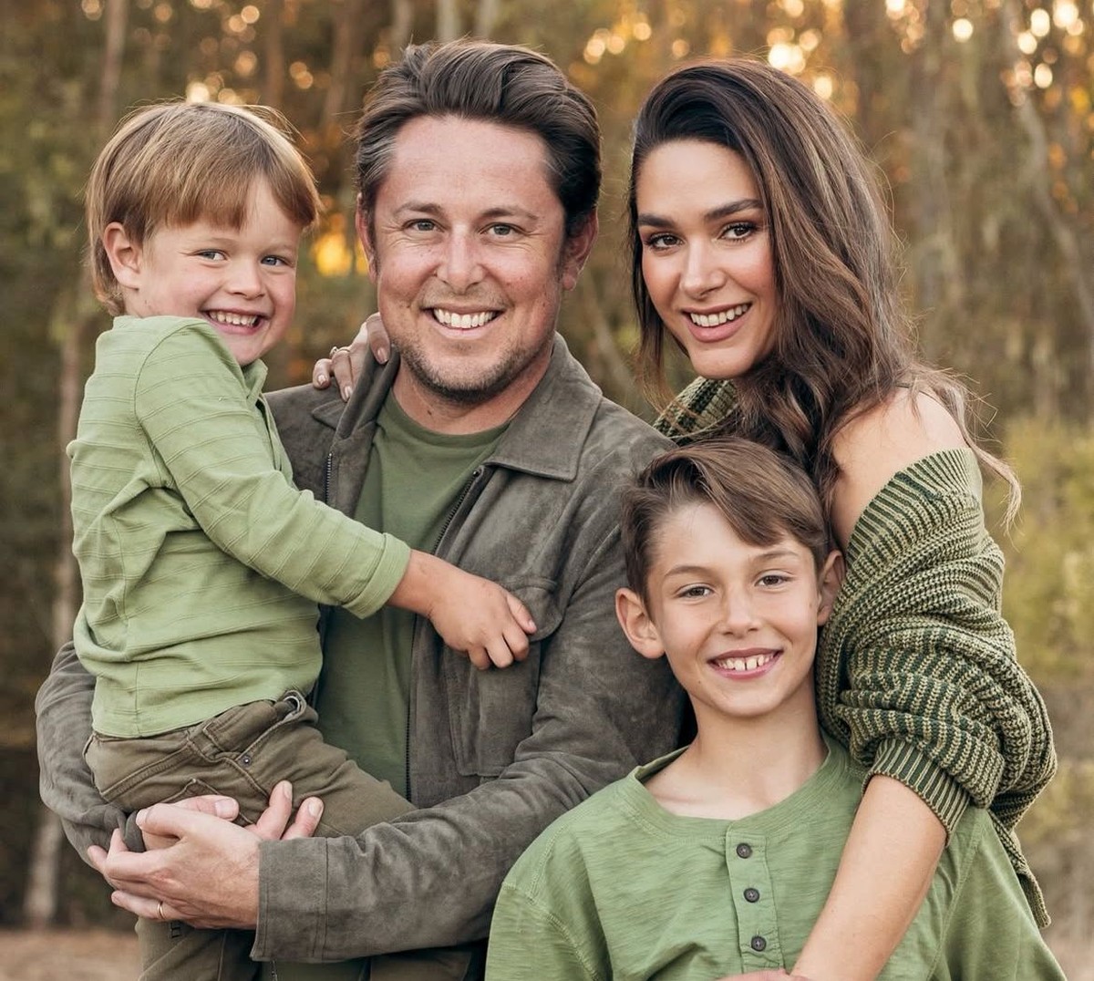 Fernanda Machado com os filhos e o marido (Foto: Reprodução/Instagram)