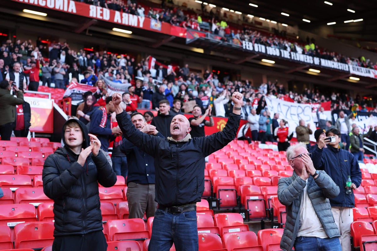Torcedores do Manchester United planejam protesto contra Sir Jim Ratcliffe na estreia da temporada