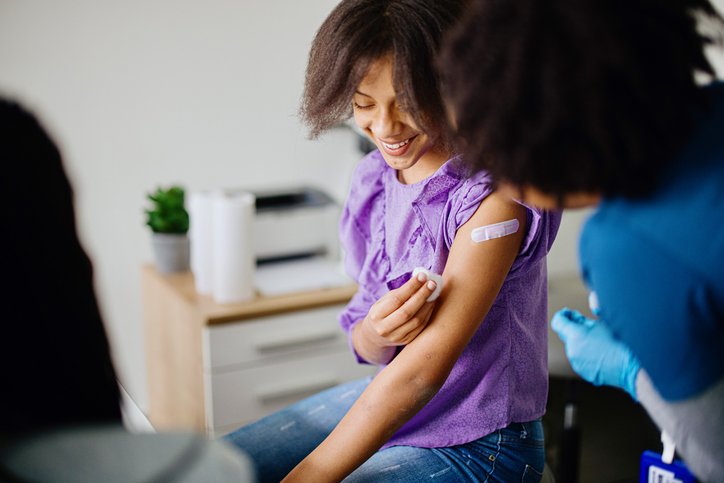 Vacinação contra HPV é a solução mais econômica para prevenir câncer de colo do útero