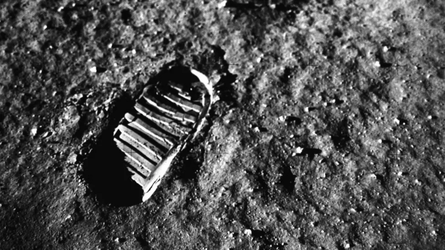 Histórias dos últimos astronautas das missões Apollo na Lua são reveladas