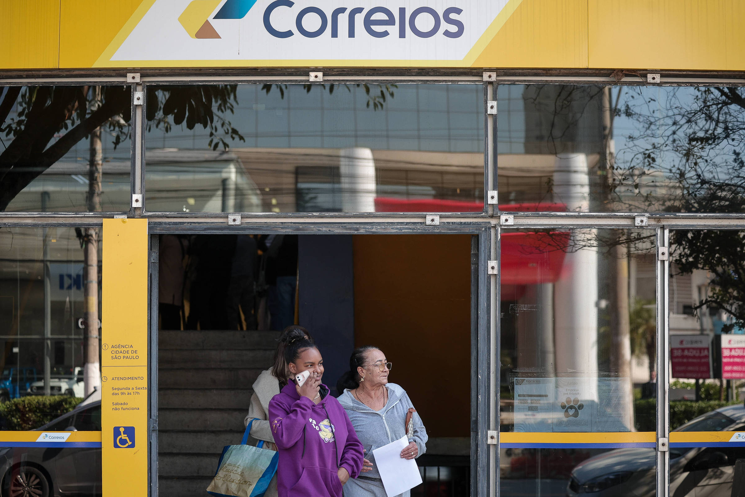 Aposentados do INSS podem aderir a acordo em agências dos Correios