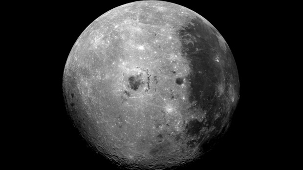 China e Rússia planejam usina nuclear na Lua para abastecer Estação Internacional de Pesquisa Lunar