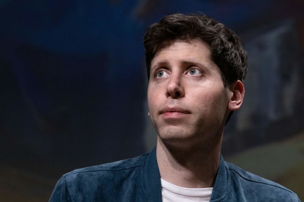 Sam Altman defende futuro promissor da IA apesar de críticas ao GPT-5