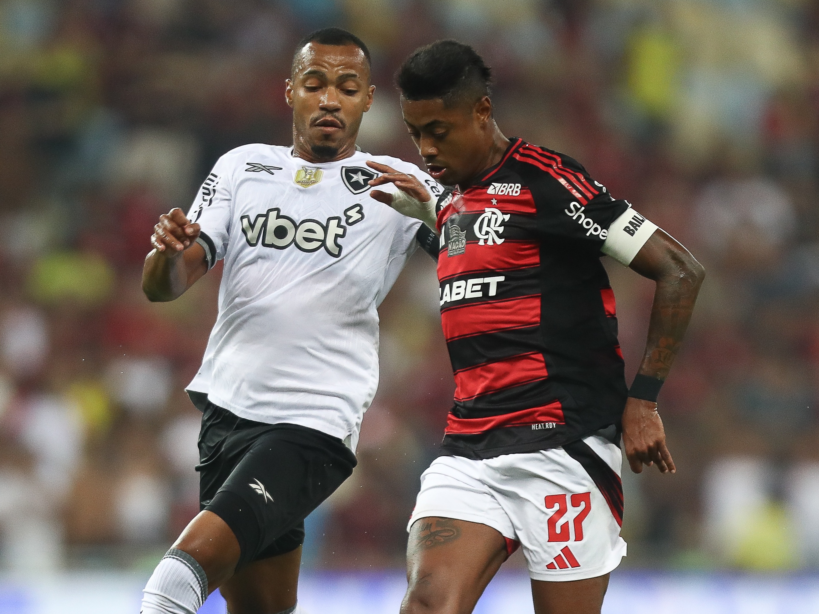 Comentaristas apontam falhas no desempenho do Flamengo em recente partida