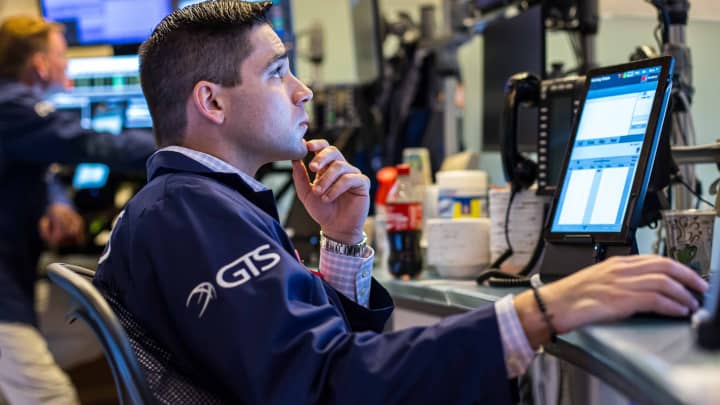Rendimento do Tesouro de 10 anos sobe enquanto investidores aguardam relatório de empregos