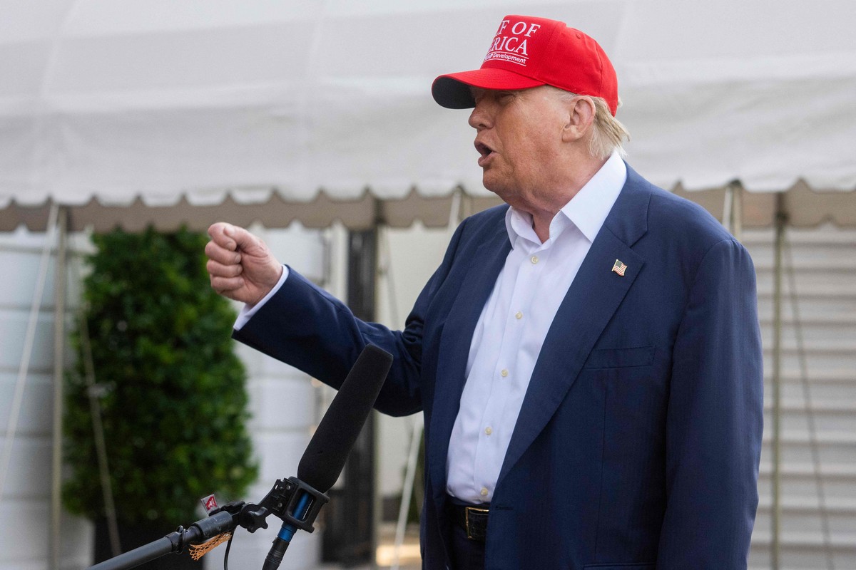 Trump adota táticas de reality show, mas tarifas são insustentáveis, dizem especialistas
