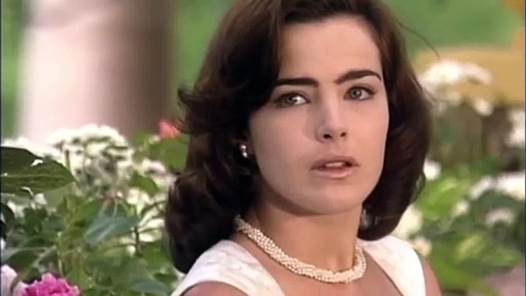 Moda resgata Hilda Furacão e Ana Paula Arósio ganha nova vida no cenário fashion
