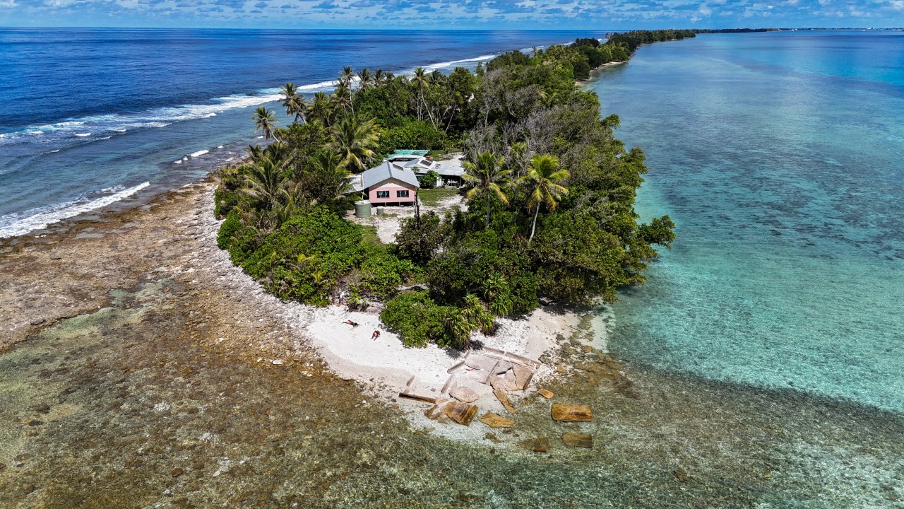 Tuvalu planeja migração total da população devido à crise climática