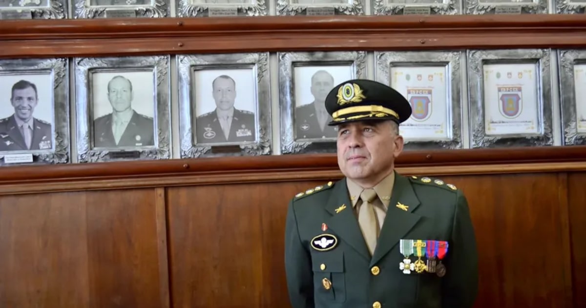 Moraes convoca ex-comandante militar do Planalto para prestar depoimento