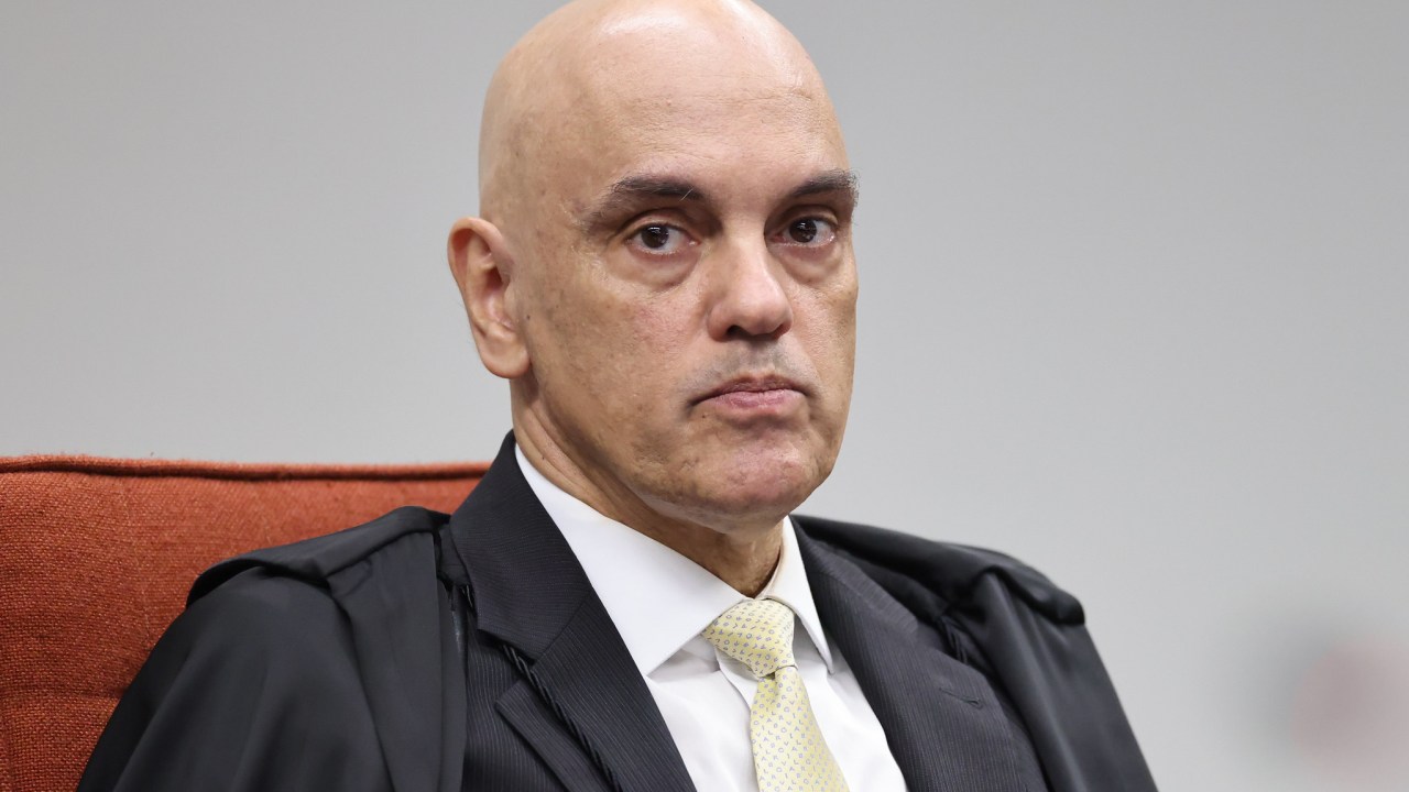 STF ouve parlamentares e militares em investigação sobre golpe de Estado