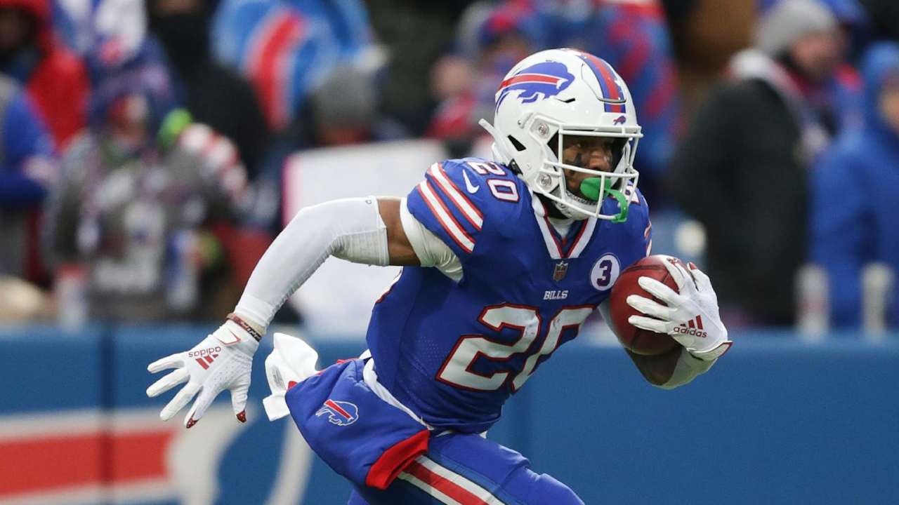 Nyheim Hines supera lesão no joelho e se prepara para novo desafio na NFL