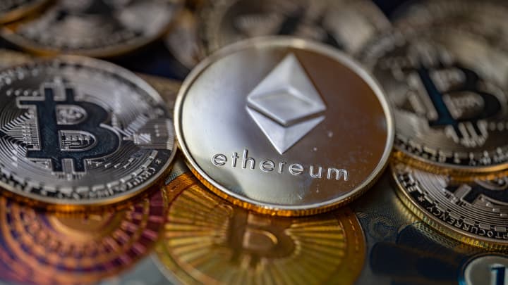 Criptomoedas se recuperam com otimismo sobre aprovação de legislação de stablecoins