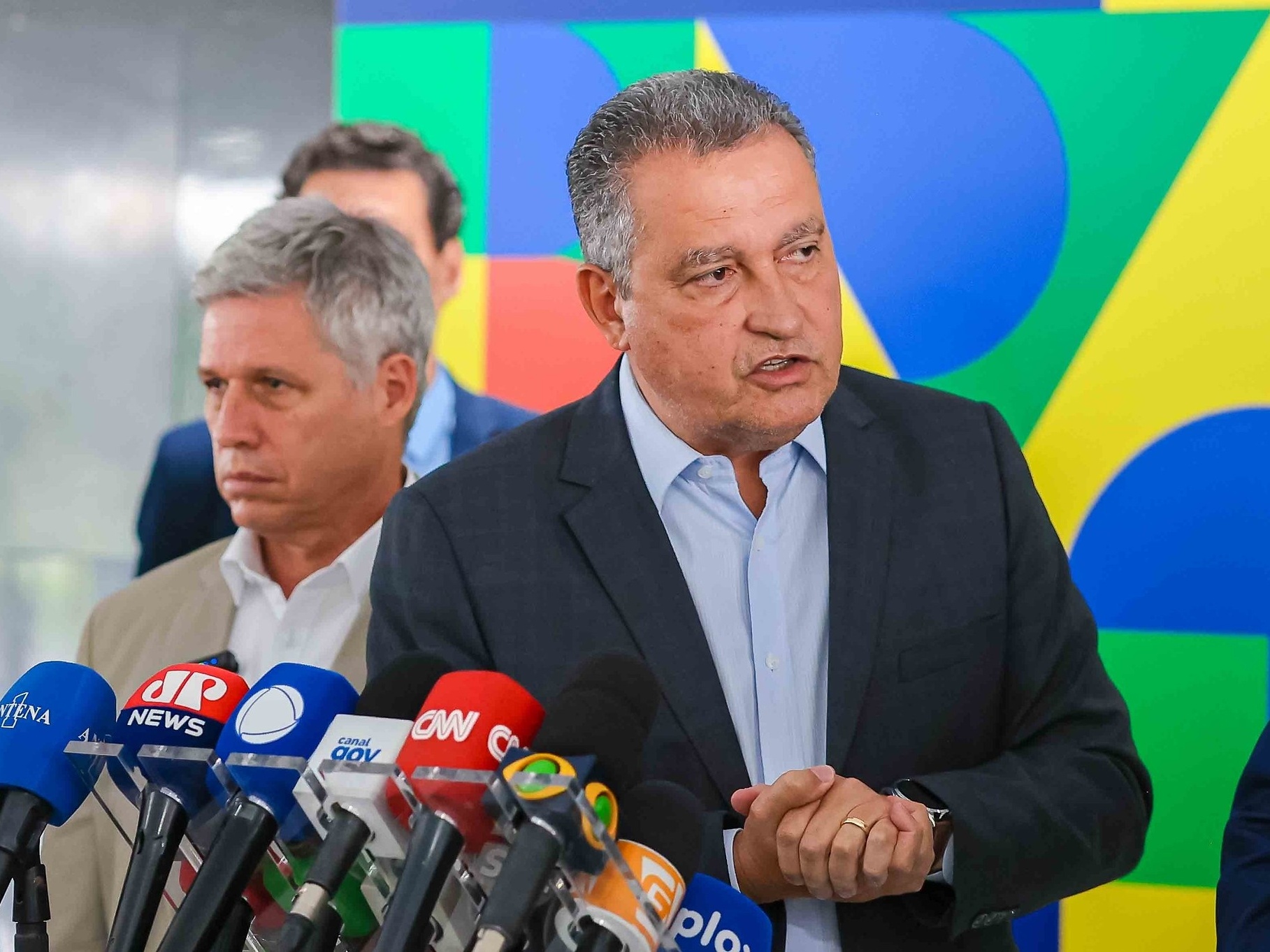 Rui Costa critica atenção dos EUA à data de 25 de Março e ao Pix