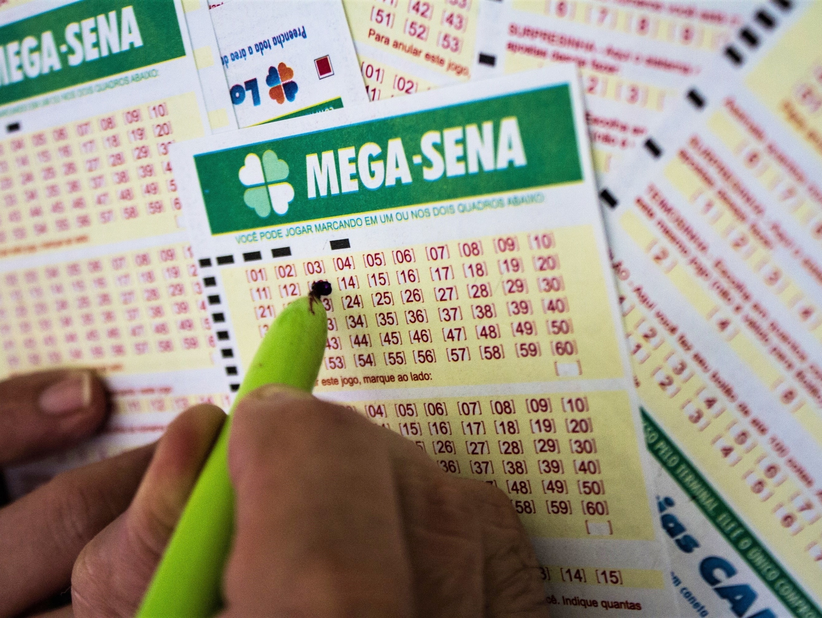 Rendimentos de R$ 28 milhões na poupança e no Tesouro são surpreendentes
