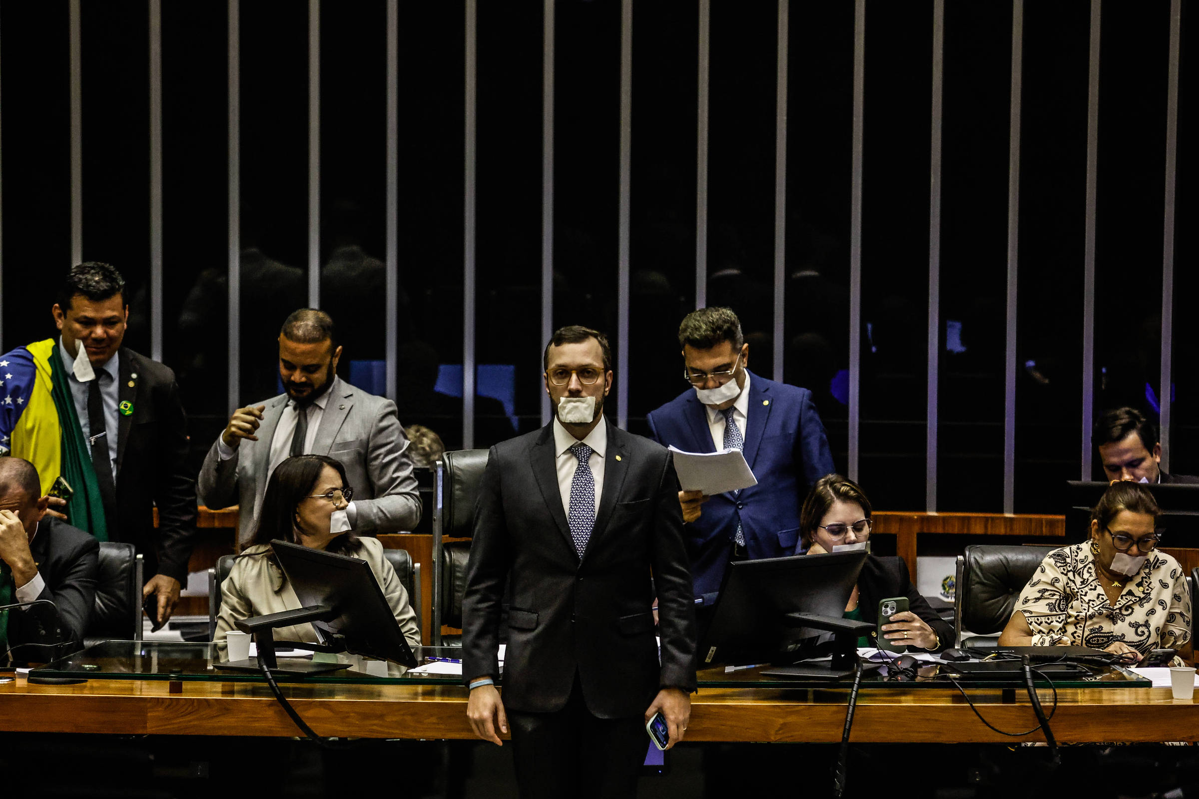 Bolsonaristas dificultam aprovação de ajuste na tabela do Imposto de Renda no Congresso