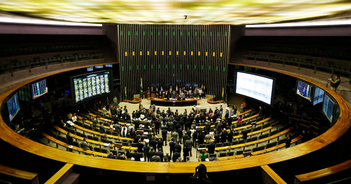 Setor privado mobiliza forças para barrar aumento do IOF no Congresso
