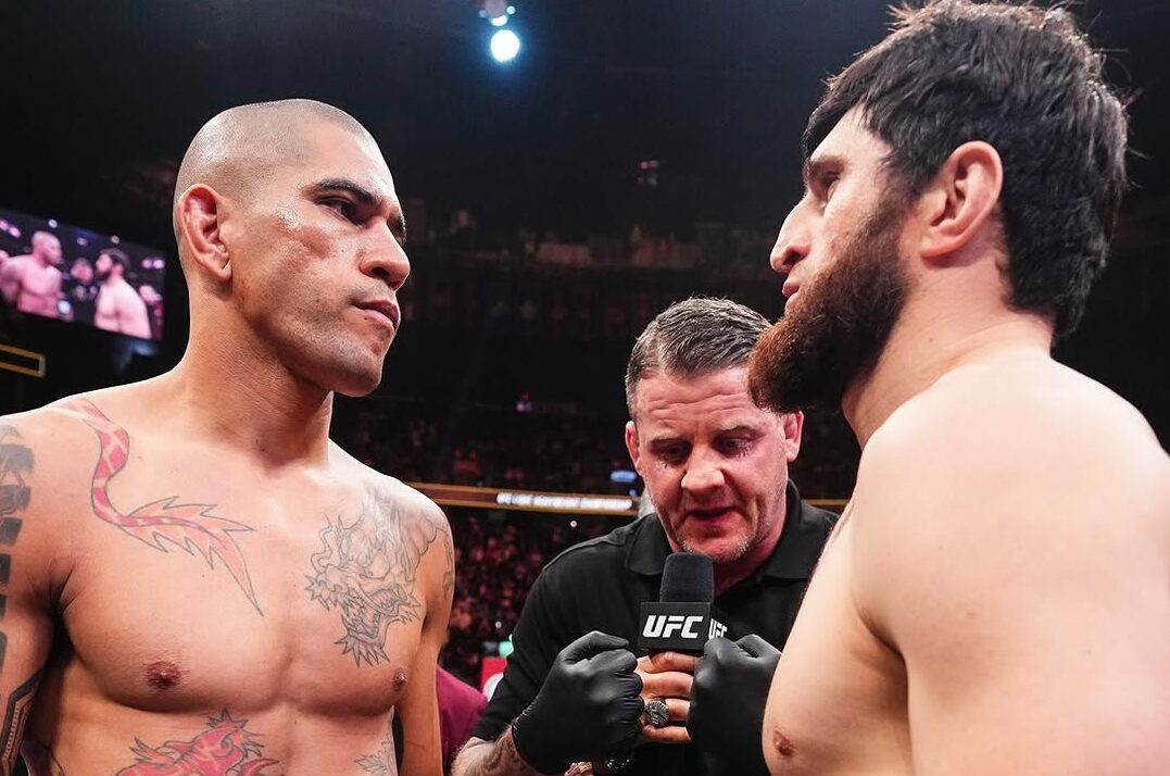 Alex Poatan e Magomed Ankalaev em encarada antes da luta. (Foto: Instagram)