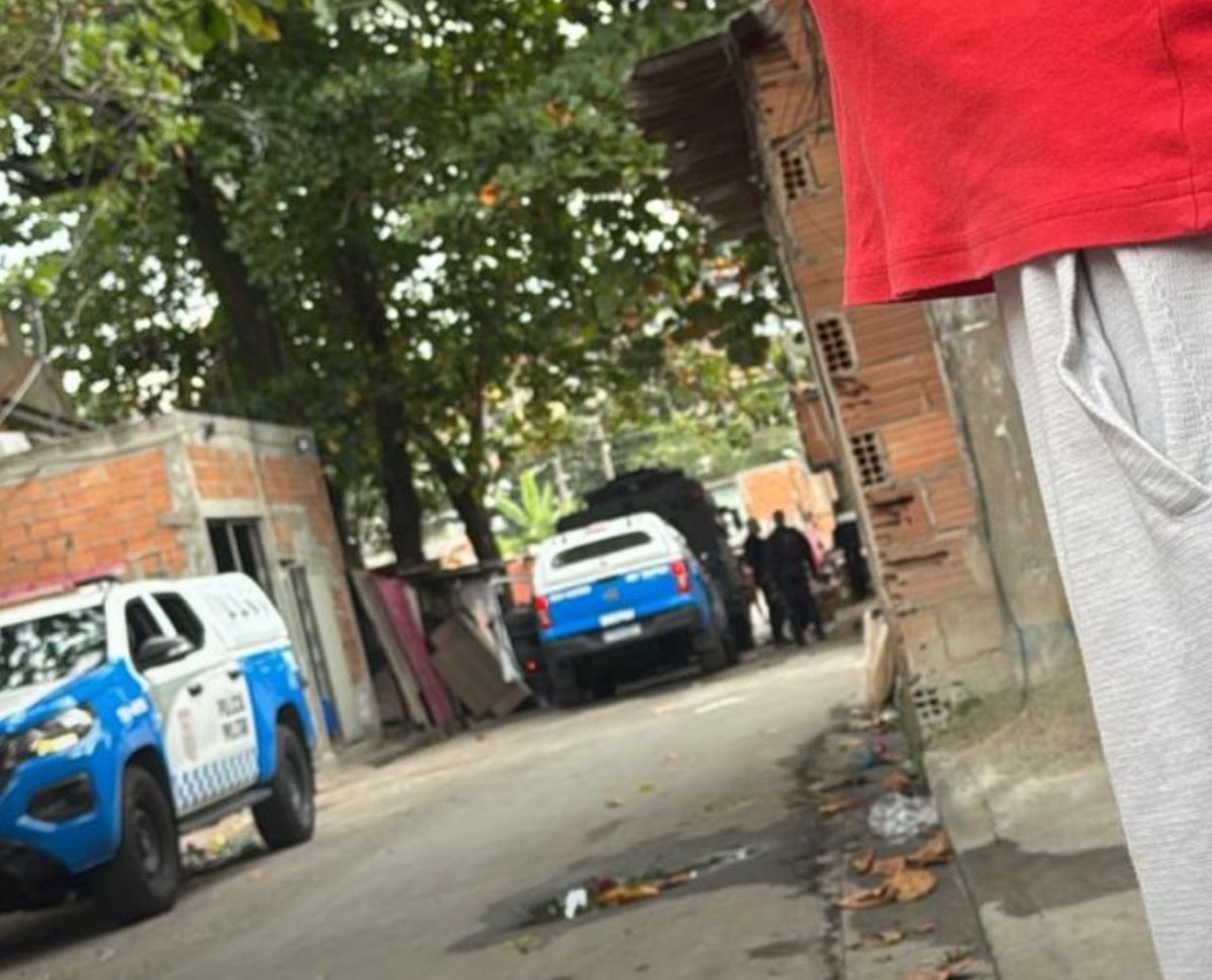 Mulher é gravemente ferida por tiros durante operação policial em Costa Barros