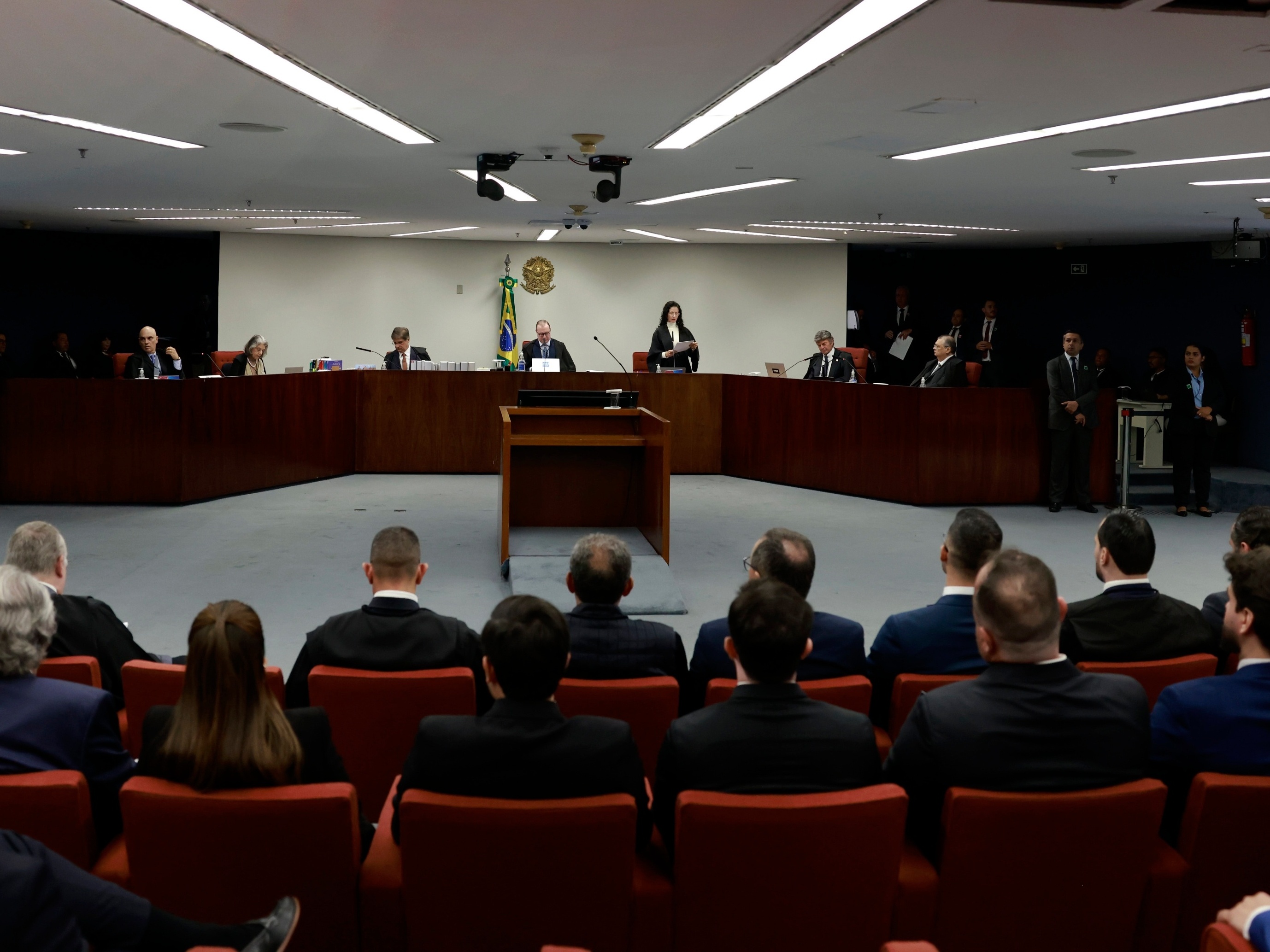 STF inicia julgamento de 12 militares acusados de tentativa de golpe de Estado