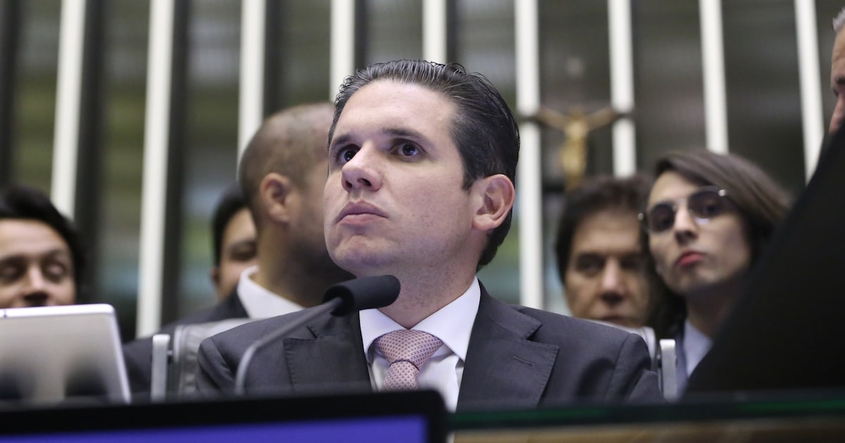 Câmara dos Deputados cria comissão para discutir isenção do Imposto de Renda até R$ 5 mil